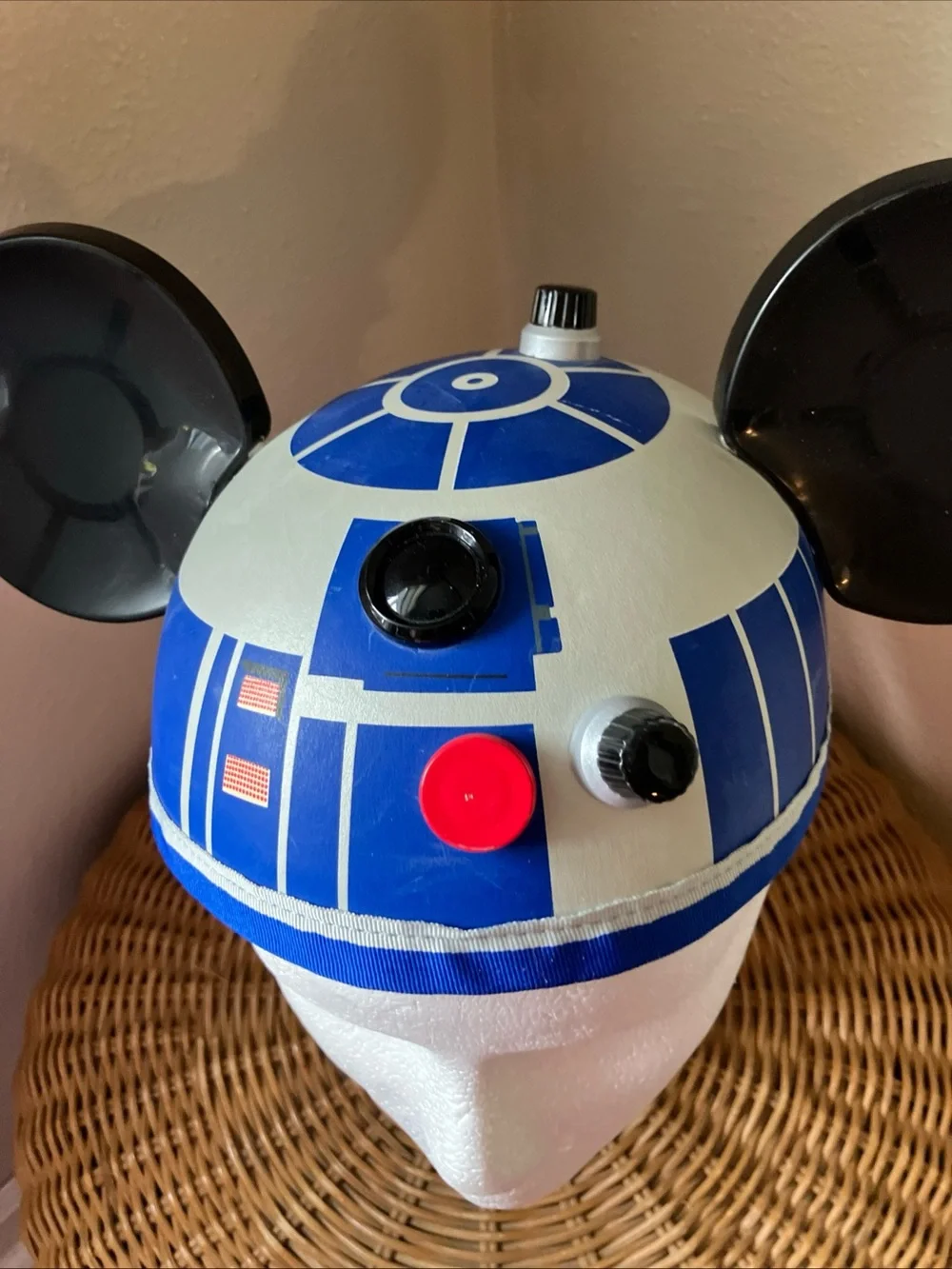 Disney Parks Star Wars R2-D2  Unisex Ear Hat Elastic Chin Strap Youth Size